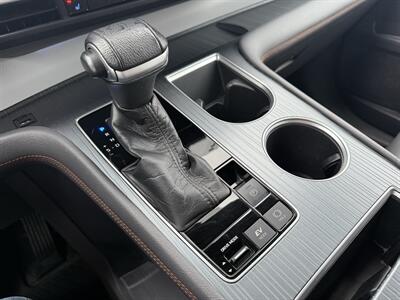 2021 Toyota Sienna XLE 7-Passenger  AWD - Photo 17 - Flushing, MI 48433