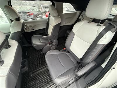 2021 Toyota Sienna XLE 7-Passenger  AWD - Photo 26 - Flushing, MI 48433