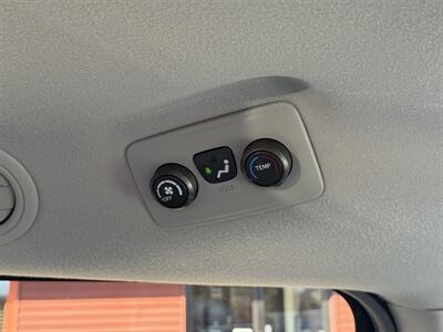 2011 Toyota Sienna Base 7-Passenger   - Photo 21 - Flushing, MI 48433