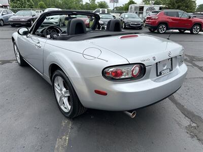 2007 Mazda MX-5 Miata SV   - Photo 17 - Flushing, MI 48433