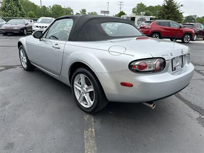 2007 Mazda MX-5 Miata SV   - Photo 7 - Flushing, MI 48433