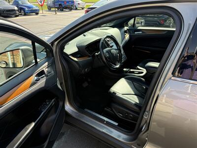 2016 Lincoln MKC Reserve AWD - Photo 10 - Flushing, MI 48433
