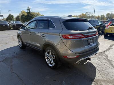 2016 Lincoln MKC Reserve AWD - Photo 8 - Flushing, MI 48433