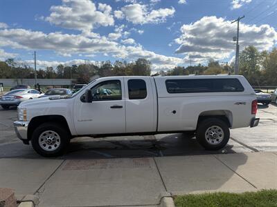 2012 Chevrolet Silverado 2500 Extended Cab  WT 4WD - Photo 2 - Flushing, MI 48433