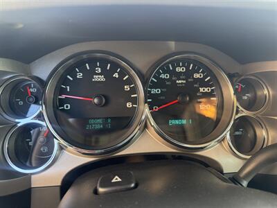 2012 Chevrolet Silverado 2500 Extended Cab  WT 4WD - Photo 26 - Flushing, MI 48433