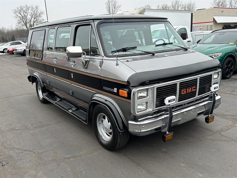 1991 GMC VANDURA G2500  GENEVA CONVERSION - Photo 1 - Flushing, MI 48433