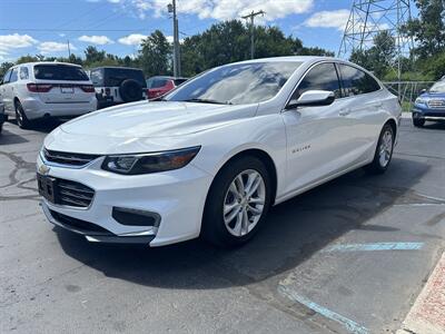 2017 Chevrolet Malibu LT   - Photo 3 - Flushing, MI 48433