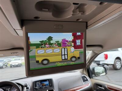 2016 Chrysler Town & Country Touring   - Photo 18 - Flushing, MI 48433