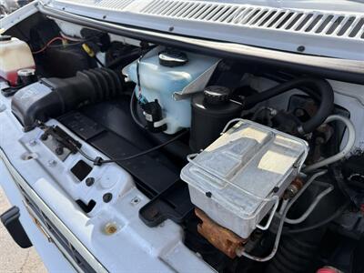 1995 Chevrolet G30 Van Reading Service Body   - Photo 41 - Flushing, MI 48433
