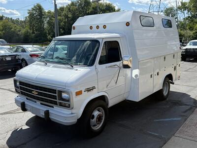 1995 Chevrolet G30 Van Reading Service Body   - Photo 5 - Flushing, MI 48433