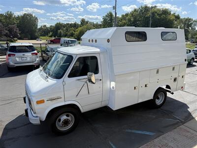 1995 Chevrolet G30 Van Reading Service Body   - Photo 2 - Flushing, MI 48433