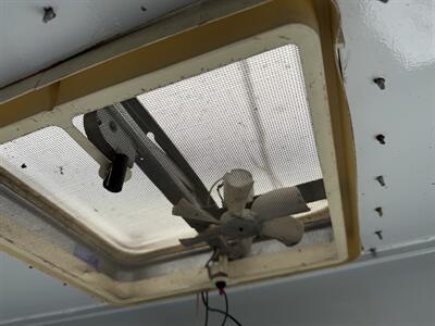 1995 Chevrolet G30 Van Reading Service Body   - Photo 38 - Flushing, MI 48433