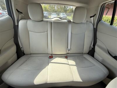 2011 Nissan LEAF SV   - Photo 20 - Flushing, MI 48433