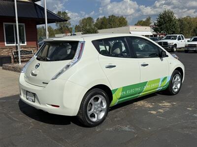 2011 Nissan LEAF SV   - Photo 6 - Flushing, MI 48433
