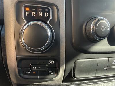 2014 RAM 1500 Tradesman Crew Cab 4X4 - Photo 15 - Flushing, MI 48433