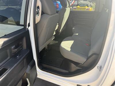 2014 RAM 1500 Tradesman Crew Cab 4X4 - Photo 20 - Flushing, MI 48433