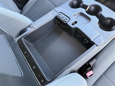 2014 RAM 1500 Tradesman Crew Cab 4X4 - Photo 27 - Flushing, MI 48433