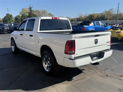 2014 RAM 1500 Tradesman Crew Cab 4X4 - Photo 7 - Flushing, MI 48433