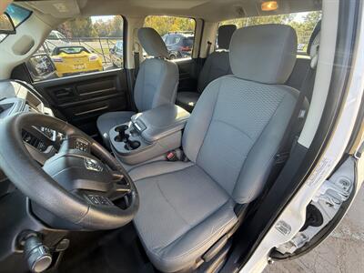 2014 RAM 1500 Tradesman Crew Cab 4X4 - Photo 10 - Flushing, MI 48433