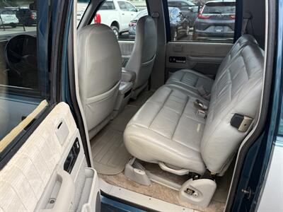 1994 GMC Suburban C1500  SLE - Photo 23 - Flushing, MI 48433