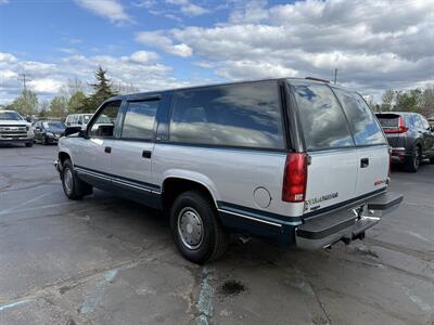 1994 GMC Suburban C1500  SLE - Photo 6 - Flushing, MI 48433