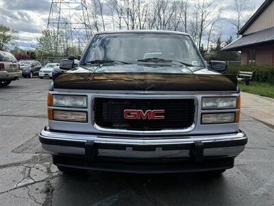 1994 GMC Suburban C1500  SLE - Photo 2 - Flushing, MI 48433