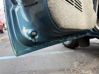 1994 GMC Suburban C1500  SLE - Photo 20 - Flushing, MI 48433