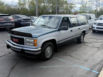 1994 GMC Suburban C1500  SLE - Photo 3 - Flushing, MI 48433