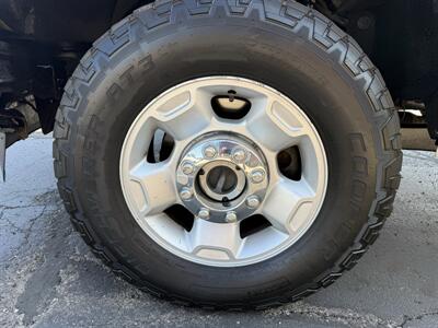 2012 Ford F-250 Super Duty XLT Crew Cab 4X4 - Photo 9 - Flushing, MI 48433