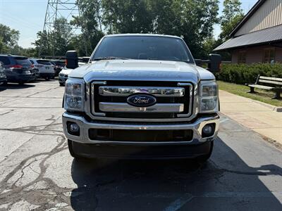 2012 Ford F-250 Super Duty XLT Crew Cab 4X4 - Photo 2 - Flushing, MI 48433