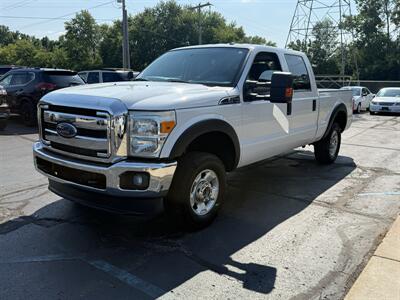 2012 Ford F-250 Super Duty XLT Crew Cab 4X4 - Photo 3 - Flushing, MI 48433