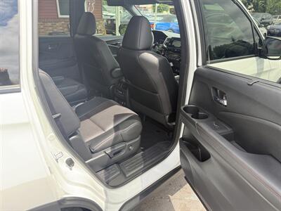 2022 Honda Pilot Elite  Black Edition - Photo 33 - Flushing, MI 48433