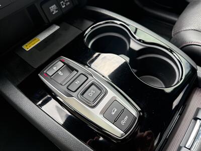 2022 Honda Pilot Elite  Black Edition - Photo 17 - Flushing, MI 48433