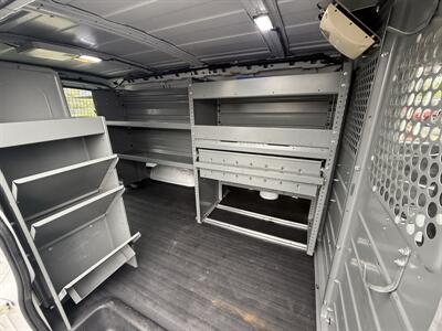 2014 Chevrolet Express 2500 Cargo - Photo 23 - Flushing, MI 48433