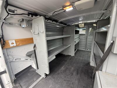 2014 Chevrolet Express 2500 Cargo - Photo 22 - Flushing, MI 48433