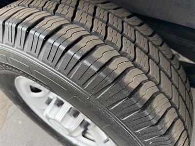 2014 Chevrolet Express 2500 Cargo - Photo 10 - Flushing, MI 48433