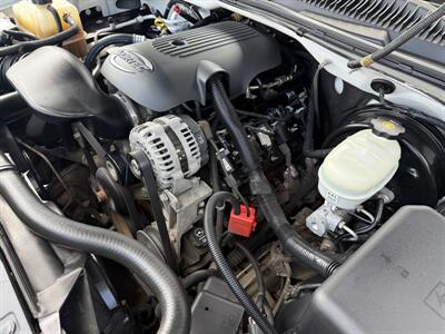 2006 Chevrolet Silverado 1500 WT 4dr Extended Cab  4X4 - Photo 30 - Flushing, MI 48433