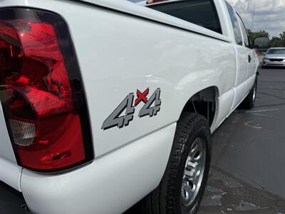 2006 Chevrolet Silverado 1500 WT 4dr Extended Cab  4X4 - Photo 18 - Flushing, MI 48433