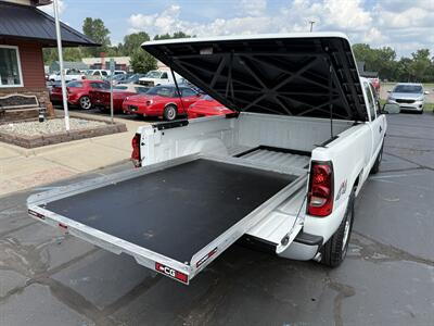 2006 Chevrolet Silverado 1500 WT 4dr Extended Cab  4X4 - Photo 27 - Flushing, MI 48433