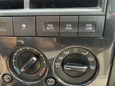 2008 Ford Explorer XLT 4X4 - Photo 13 - Flushing, MI 48433