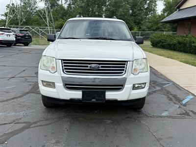 2008 Ford Explorer XLT 4X4 - Photo 3 - Flushing, MI 48433