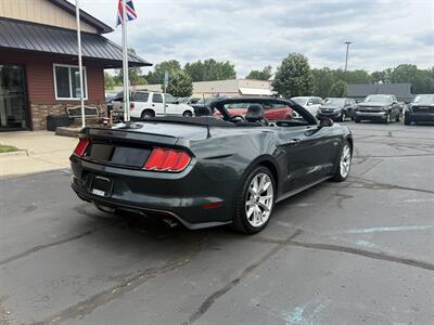 2015 Ford Mustang GT Premium  Convertible - Photo 14 - Flushing, MI 48433