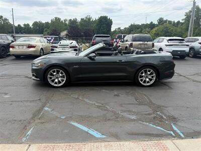 2015 Ford Mustang GT Premium  Convertible - Photo 7 - Flushing, MI 48433