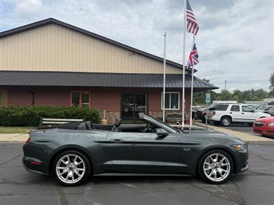 2015 Ford Mustang GT Premium  Convertible - Photo 8 - Flushing, MI 48433