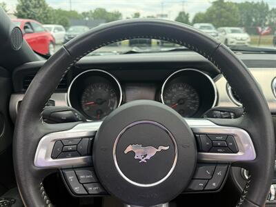 2015 Ford Mustang GT Premium  Convertible - Photo 22 - Flushing, MI 48433