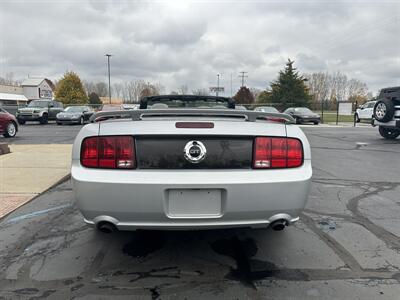 2006 Ford Mustang GT Deluxe  Convertible - Photo 18 - Flushing, MI 48433