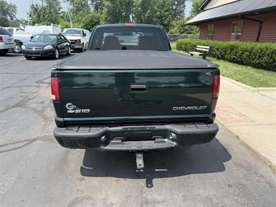 2002 Chevrolet S-10 LS Extended Cab   - Photo 6 - Flushing, MI 48433