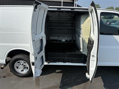 2016 Chevrolet Express 2500  Cargo - Photo 19 - Flushing, MI 48433
