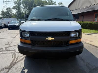 2016 Chevrolet Express 2500  Cargo - Photo 2 - Flushing, MI 48433
