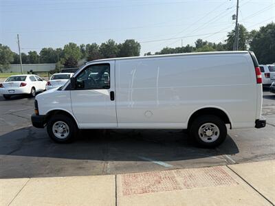 2016 Chevrolet Express 2500  Cargo - Photo 4 - Flushing, MI 48433